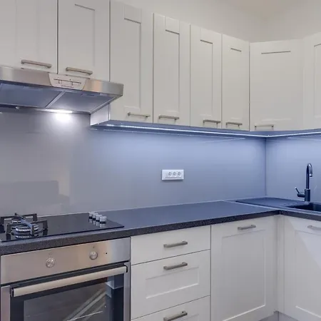 Two-bedroom Tatty Apartament *