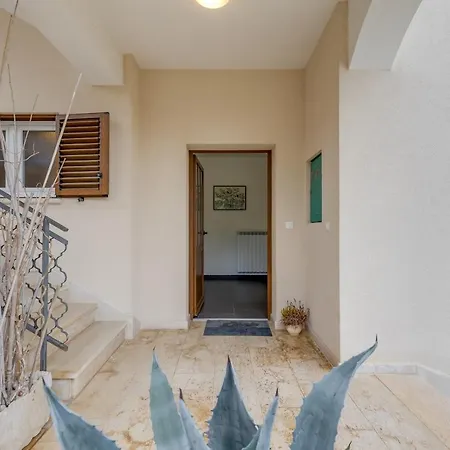 Apartment Two-bedroom Tatty